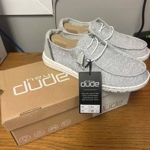 Hey dude women’s size 6